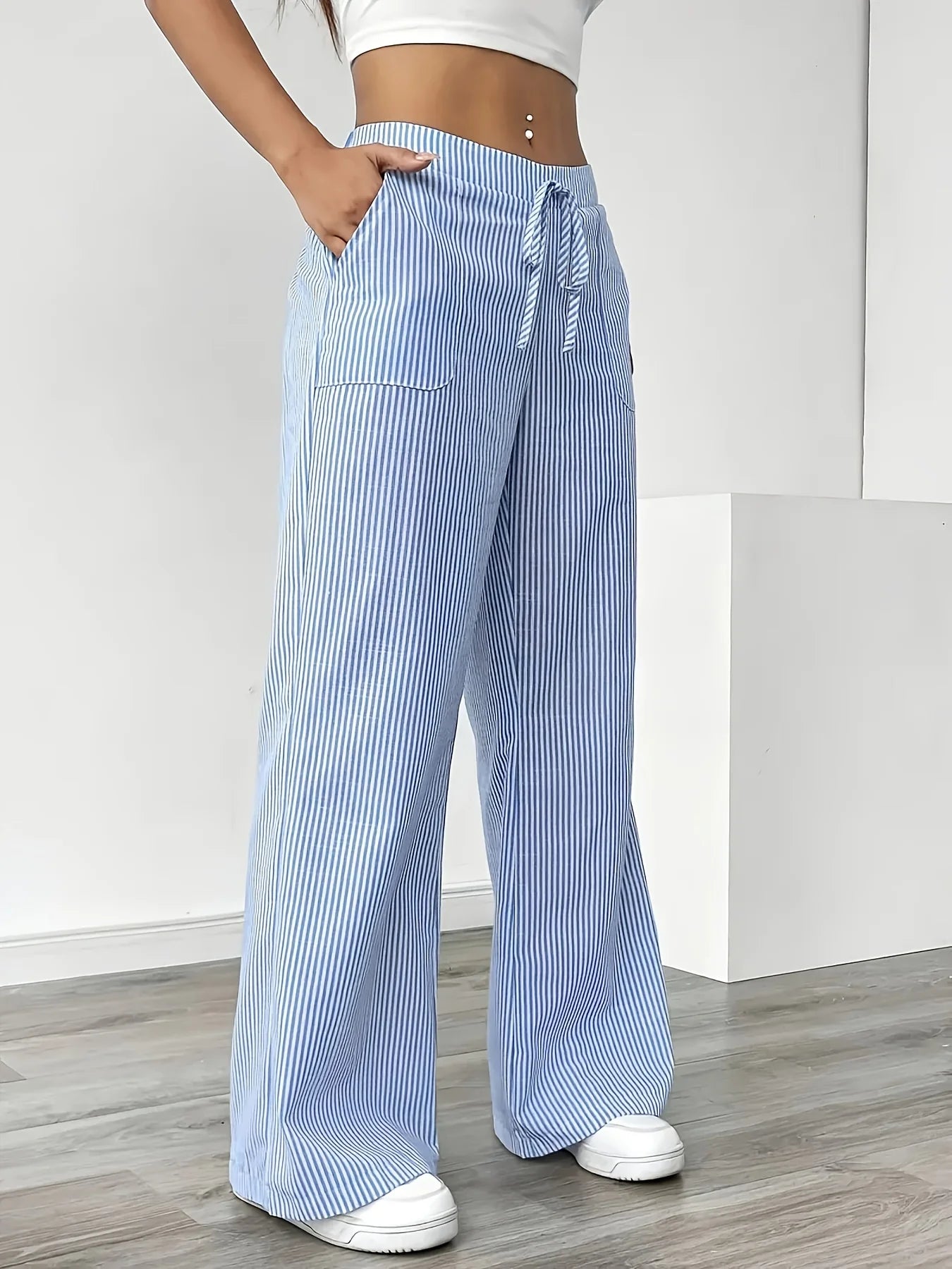 New Women's Pants, Sports Pants, Women's Fashionable and Popular Casual Striped Blue Pocket Pants